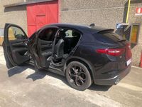Usata Alfa Romeo Stelvio Executive 209 CV (153 kW) 2018 Nero SUV