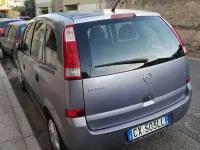 Usata Opel Meriva Enjoy 90 CV (66 kW) 2005 Argento Monovolume