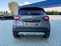 Usata Renault Captur 120 CV (88 kW) 2017 Grigio SUV