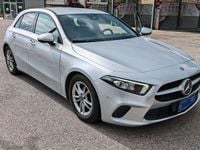 Usata Mercedes A180 Business 116 CV (85 kW) 2019 Argento Berlina
