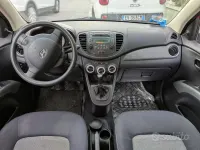 Usata Hyundai i10 66 CV (48 kW) 2008 Rosso Utilitaria