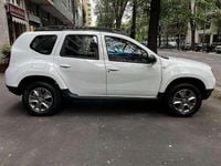 Usata Dacia Duster Lauréate 114 CV (83 kW) 2017 Bianco SUV