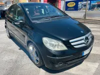 Usata Mercedes B200 140 CV (102 kW) 2005 Nero Monovolume