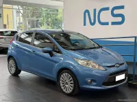 Usata Ford Fiesta Titanium 82 CV (60 kW) 2009 Blu/azzurro Berlina