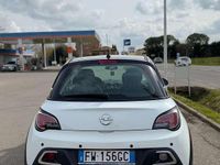 Usata Opel Adam Rocks 69 CV (50 kW) 2019 Bianco Utilitaria