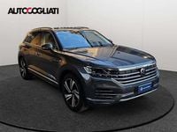 Usata VW Touareg Elegance 381 CV (280 kW) 2022 Grigio SUV