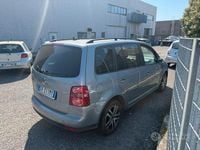 Usata VW Touran 109 CV (80 kW) 2009 Grigio Monovolume