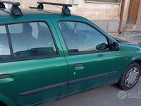 Usata Renault Clio II 75 CV (55 kW) 2002 Verde Berlina