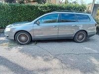 Usata VW Passat 116 CV (85 kW) 2008 Grigio Utilitaria
