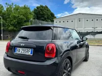 Usata Mini ONE 102 CV (75 kW) 2017 Nero Utilitaria