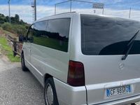 Usata Mercedes Vito 122 CV (89 kW) 2003 Grigio Furgone