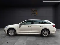 Usata Skoda Octavia Executive 150 CV (110 kW) 2021 Bianco Station wagon