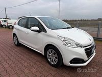 Usata Peugeot 208 Active 102 CV (75 kW) 2020 Bianco Utilitaria