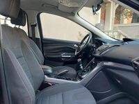 Begagnad Ford Kuga 140 HK (102 kW) 2013 Svart SUV