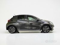 Usata Toyota Yaris Hybrid Lounge 116 CV (85 kW) 2021 Grigio Berlina