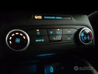 Usata Ford Focus ST-Line 125 CV (91 kW) 2019 Grigio Utilitaria