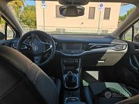 Usata Opel Astra Innovation 110 CV (80 kW) 2019 Verde Berlina