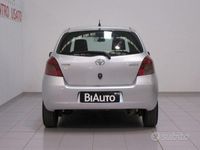 usata Toyota Yaris 1.3 5 porte Sol