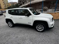 Begagnad Jeep Renegade Limited 131 HK (96 kW) 2023 Vit SUV