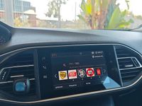 Usata Peugeot 308 Active 110 CV (80 kW) 2016 Blu Berlina