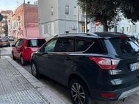 Usata Ford Kuga 120 CV (88 kW) 2019 Nero SUV