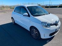 Usata Renault Twingo 30 kW (42 CV) 2021 Bianco Utilitaria