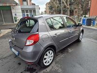 Usata Renault Clio III Dynamique 75 CV (55 kW) 2012 Grigio Berlina