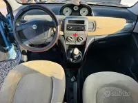 Usata Lancia Ypsilon 69 CV (50 kW) 2006 Blu Utilitaria