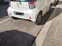 Usata Toyota iQ 68 CV (50 kW) 2009 Bianco Utilitaria