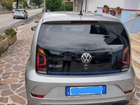 Usata VW e-up! 61 kW (83 CV) 2021 Grigio Utilitaria