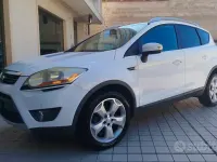 Usata Ford Kuga Titanium 136 CV (100 kW) 2009 Bianco SUV