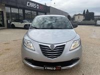 Usata Lancia Ypsilon Silver 69 CV (50 kW) 2012 Argento Utilitaria