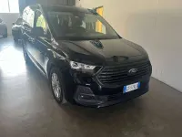 Usata Ford Tourneo 102 CV (75 kW) 2025 Nero Monovolume