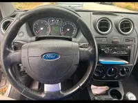 Usata Ford Fiesta Titanium 68 CV (50 kW) 2006 Grigio Utilitaria