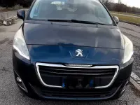Usata Peugeot 5008 115 CV (84 kW) 2014 Bluazzurro Monovolume