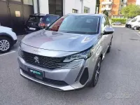 Usata Peugeot 3008 Allure 131 CV (96 kW) 2021 Argento SUV
