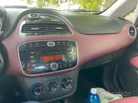 Usata Fiat Punto 95 CV (69 kW) 2011 Nero Utilitaria