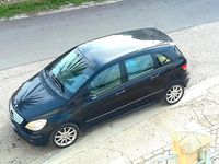 Usata Mercedes B180 2010 Nero Monovolume