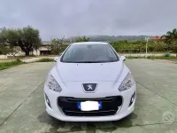 Usata Peugeot 308 109 CV (80 kW) 2012 Bianco Berlina