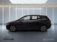Usata Mercedes B180 116 CV (85 kW) 2022 Nero Utilitaria