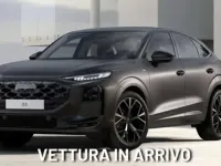 Nuova Audi Q3 Sportback Ambiente 150 CV (110 kW) 2026 Marrone madeira effetto opaco SUV