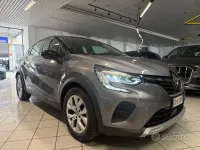 Usata Renault Captur Intens 101 CV (74 kW) 2020 Grigio SUV