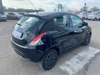 Usata Lancia Ypsilon Gold 69 CV (50 kW) 2019 Nero Utilitaria