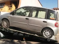 Usata Fiat Multipla 120 CV (88 kW) 2005 Grigio Monovolume