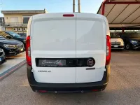 Usata Fiat Doblò S 105 CV (77 kW) 2022 Bianco Monovolume