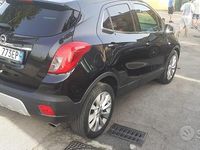 Usata Opel Mokka 140 CV (102 kW) 2015 Nero SUV