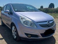 Usata Opel Corsa Club 80 CV (58 kW) 2007 Viola Berlina