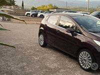 Usata Ford Fiesta Titanium 92 CV (67 kW) 2009 Viola Utilitaria