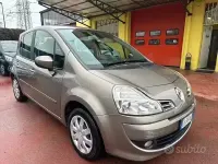 Käytetty Renault Modus 88 HP (64 kW) 2011 Harmaa Tila-auto
