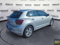 Usata VW Polo Comfortline 95 CV (69 kW) 2018 Argento Utilitaria